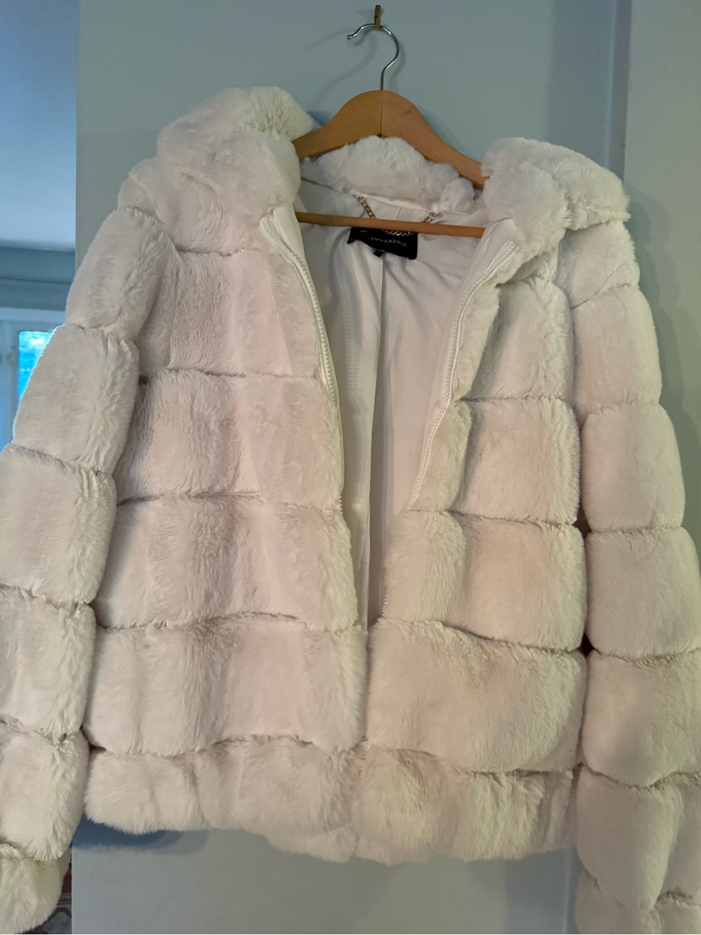 BCBGMaxAzria Ivory Faux Fur Puffer Jacket with Hood